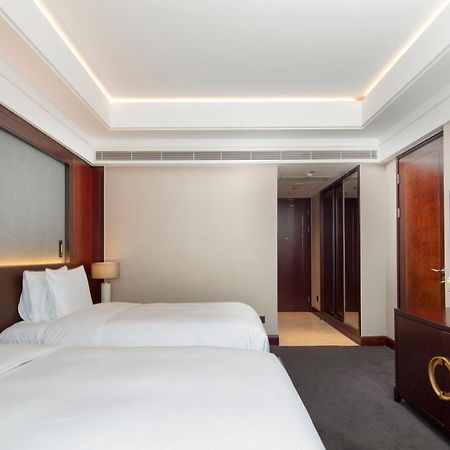 Doubletree By Hilton Shanghai Jing'An Экстерьер фото