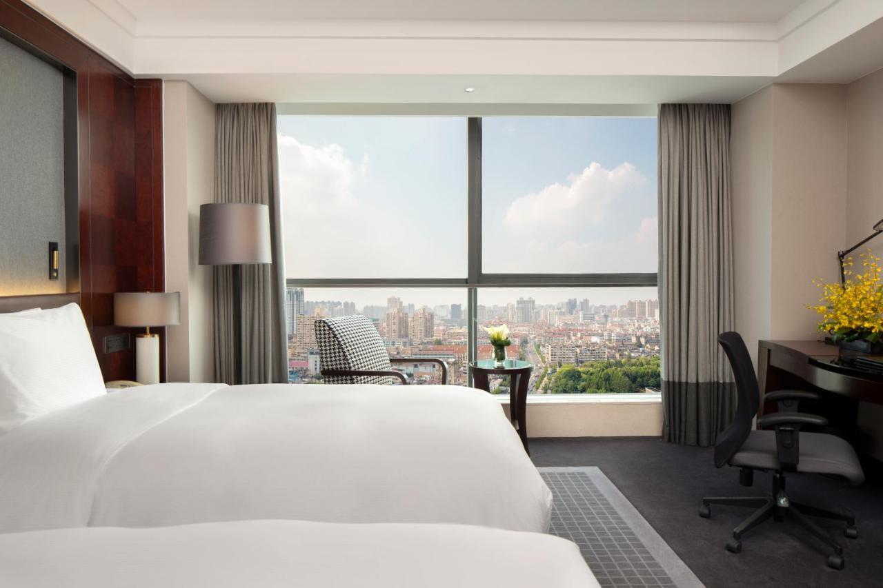 Doubletree By Hilton Shanghai Jing'An Экстерьер фото
