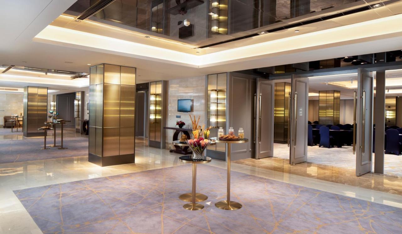 Doubletree By Hilton Shanghai Jing'An Экстерьер фото